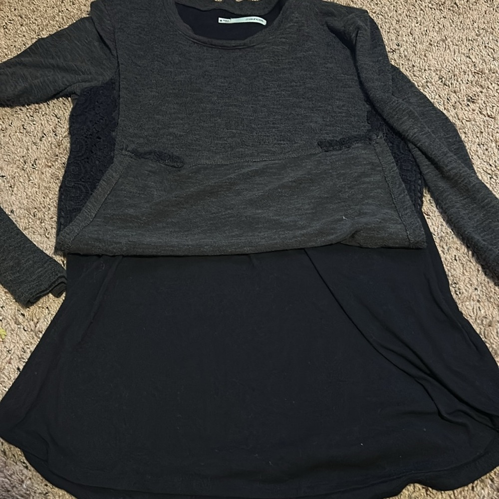 Sweater - Picture 2 of 3